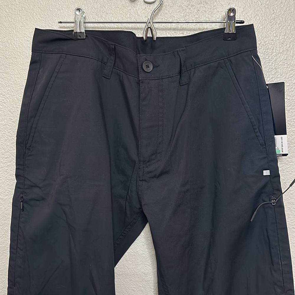 OAKLEY DRESS OR CASUAL PANTS - Picture 3 of 8